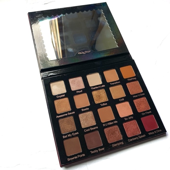 Violet Voss Pro Eyeshadows Palette - Picture 2 of 4